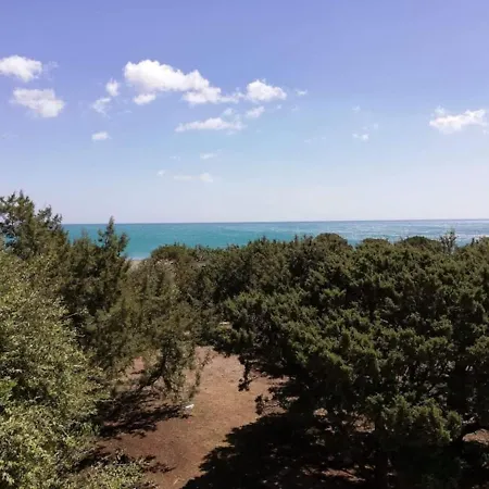 Cedrus And Sea, Beachfront House, Gennadi, Rhodes Apartment Gennadi