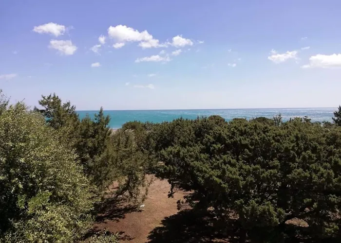 Cedrus And Sea, Beachfront House, Gennadi, Rhodes Lägenhet Gennadi